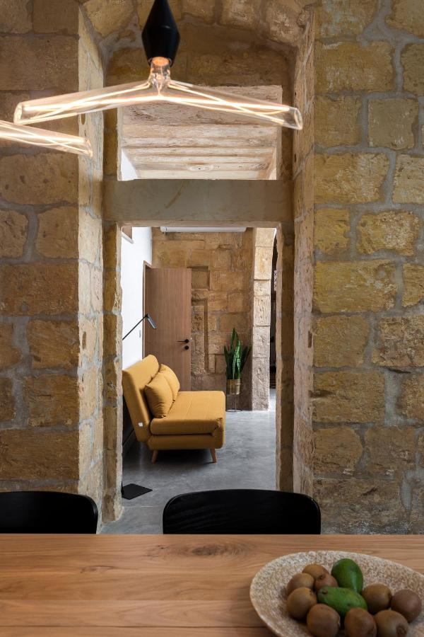Numru 27 Expertly Restored Small House Of Character Cospicua Exterior foto