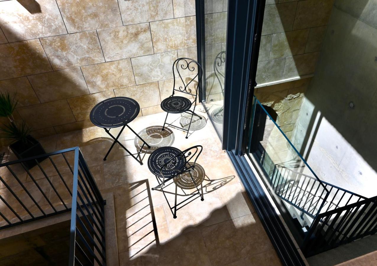 Numru 27 Expertly Restored Small House Of Character Cospicua Exterior foto